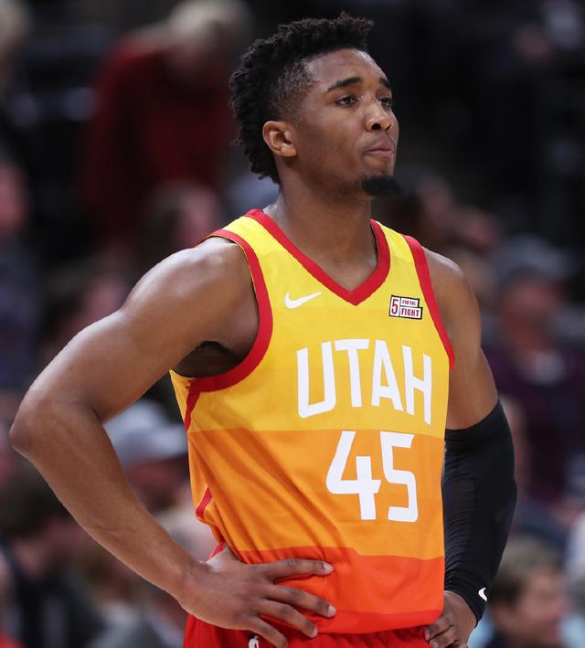 他的战术多 他的战术多