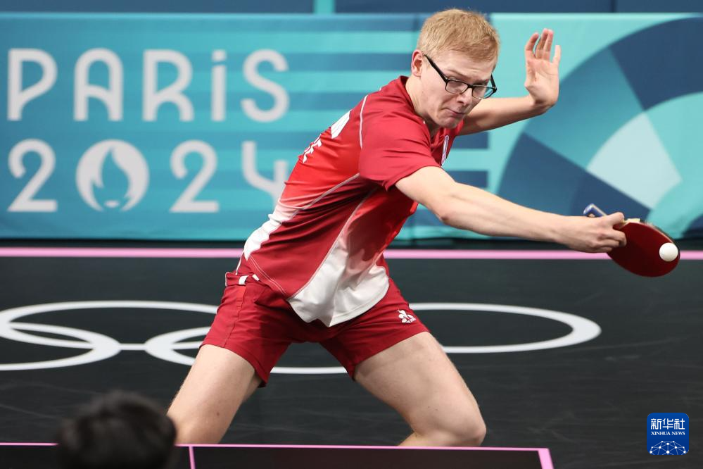 戴维斯也体 戴维斯也体