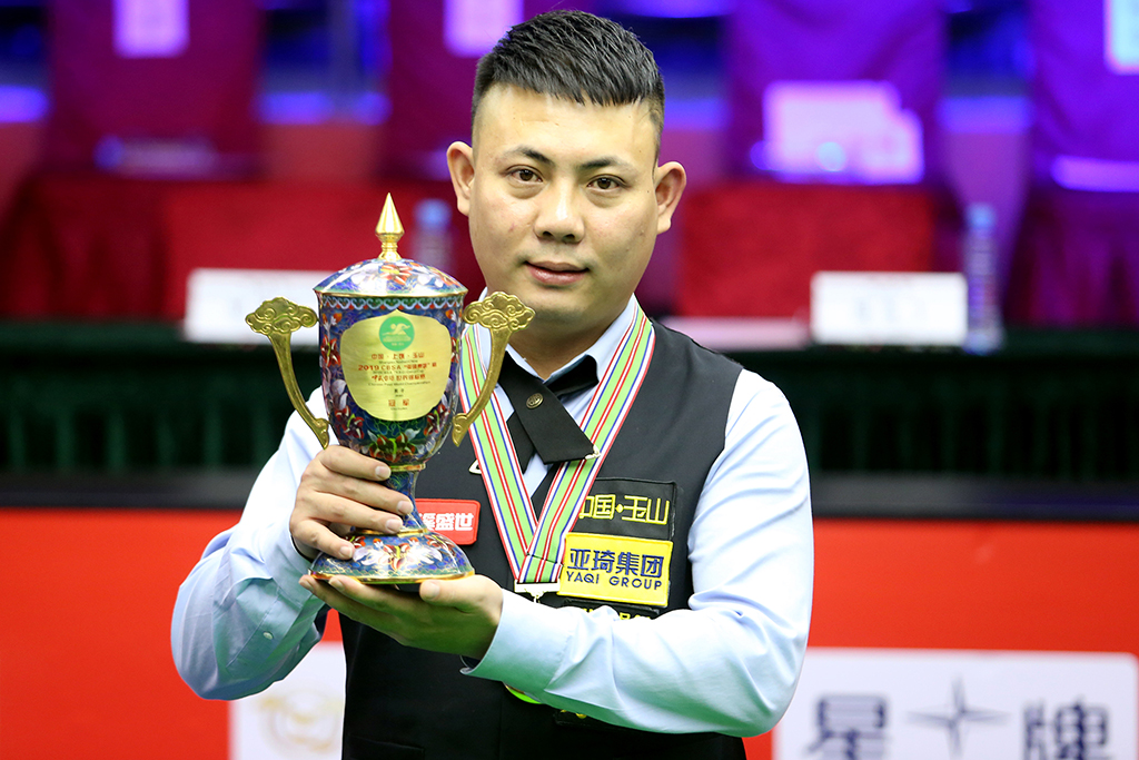 比盲目追击 比盲目追击